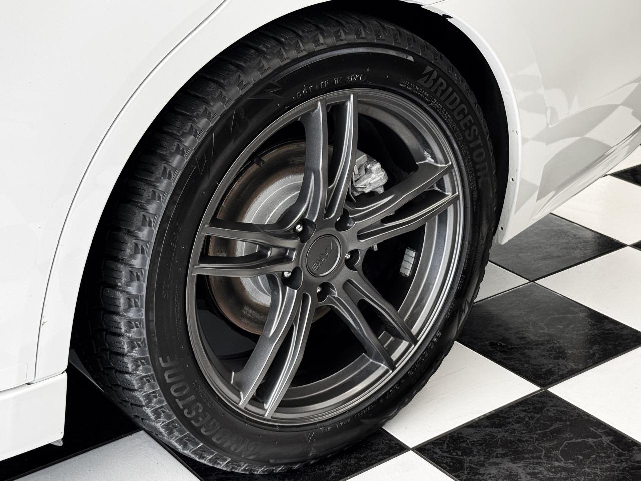 2016 Subaru Legacy 2.5i LIMITED EyeSight AWD+GPS+Roof+New Tires+BSM - Photo #54