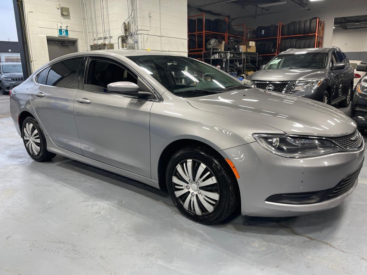 2015 Chrysler 200 4dr Sdn LX FWD Photo