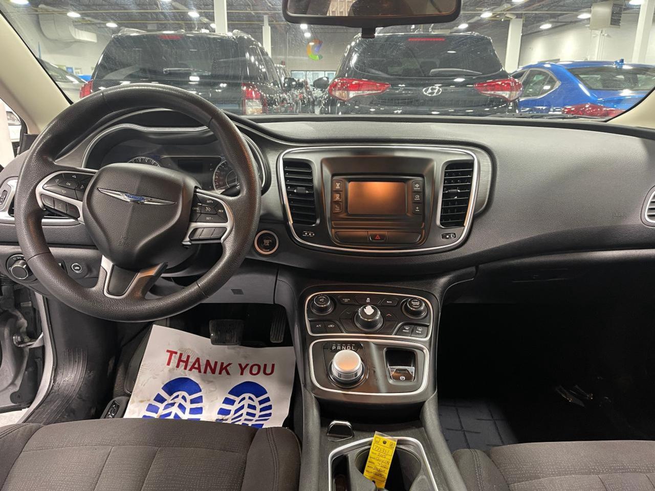 2015 Chrysler 200 4dr Sdn LX FWD Photo