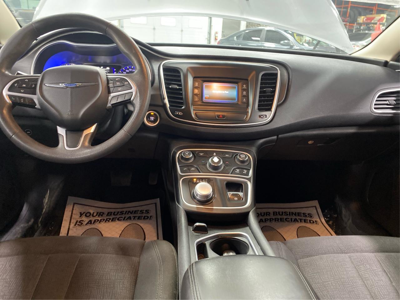 2015 Chrysler 200 4dr Sdn LX FWD Photo