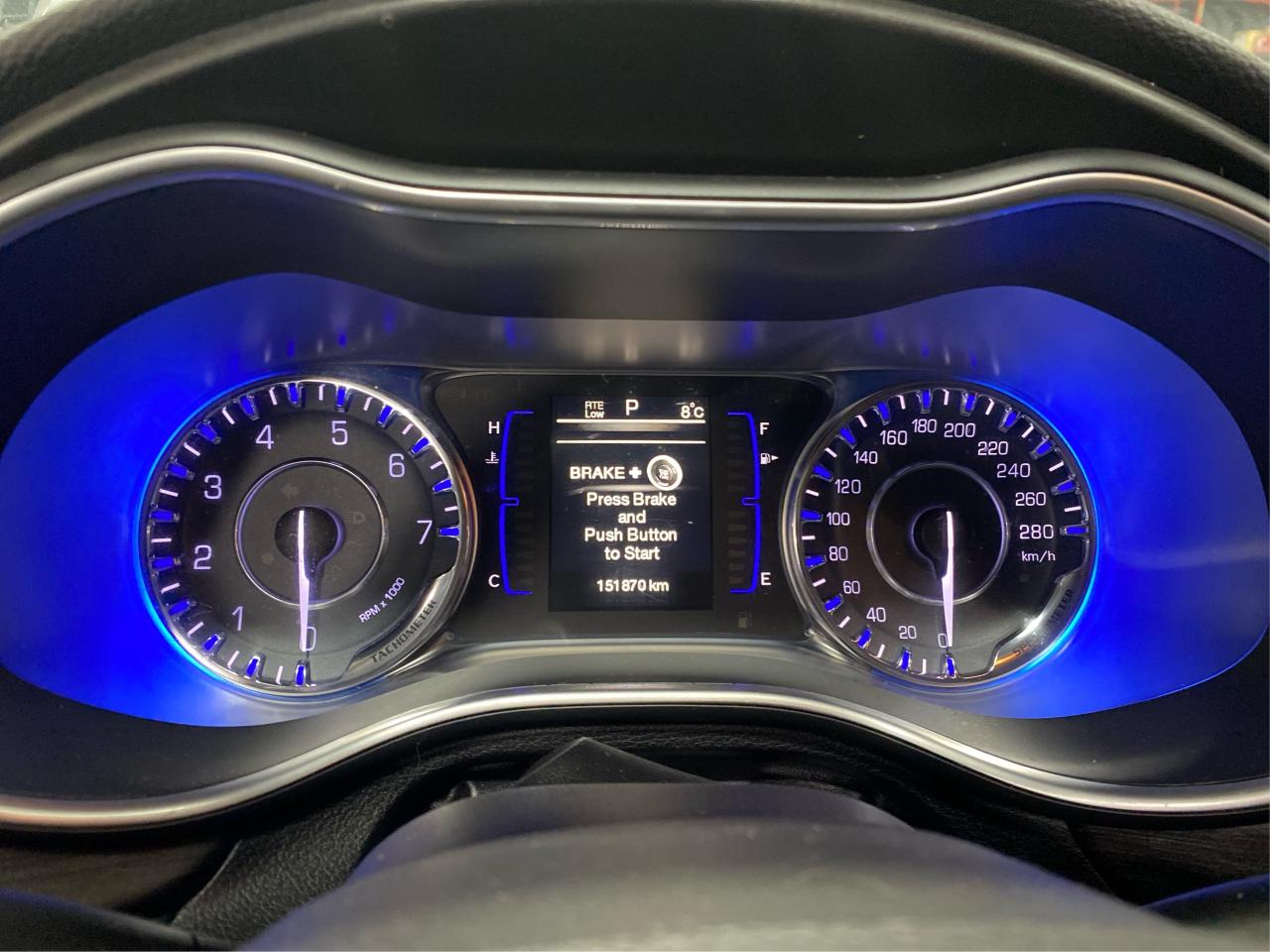 2015 Chrysler 200 4dr Sdn LX FWD Photo