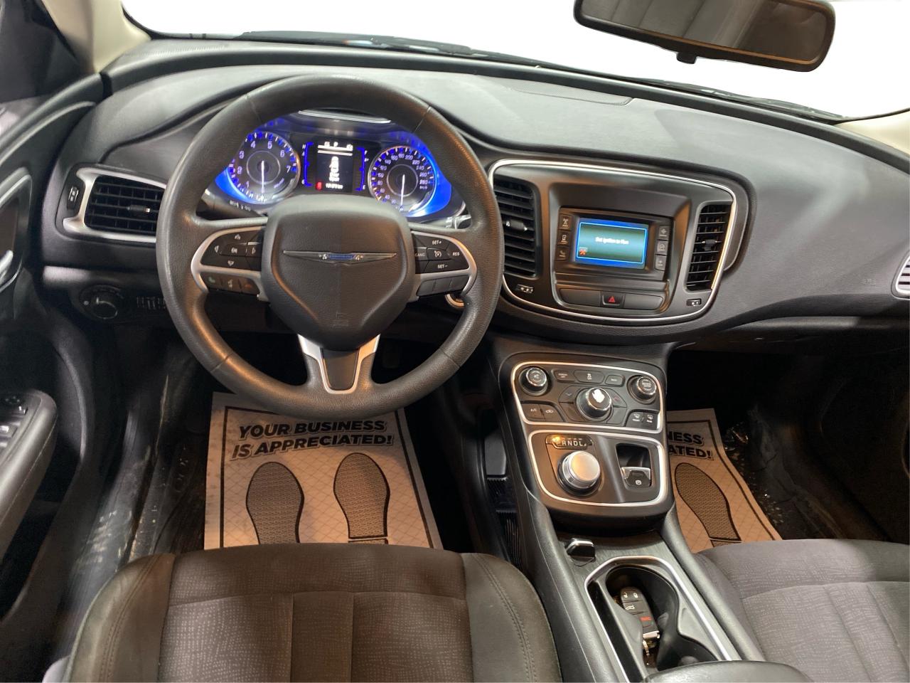 2015 Chrysler 200 4dr Sdn LX FWD Photo