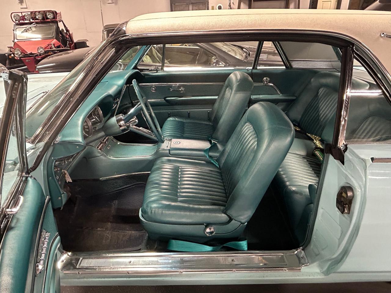 1962 Ford Thunderbird 2dr Landau Coupe - Photo #12