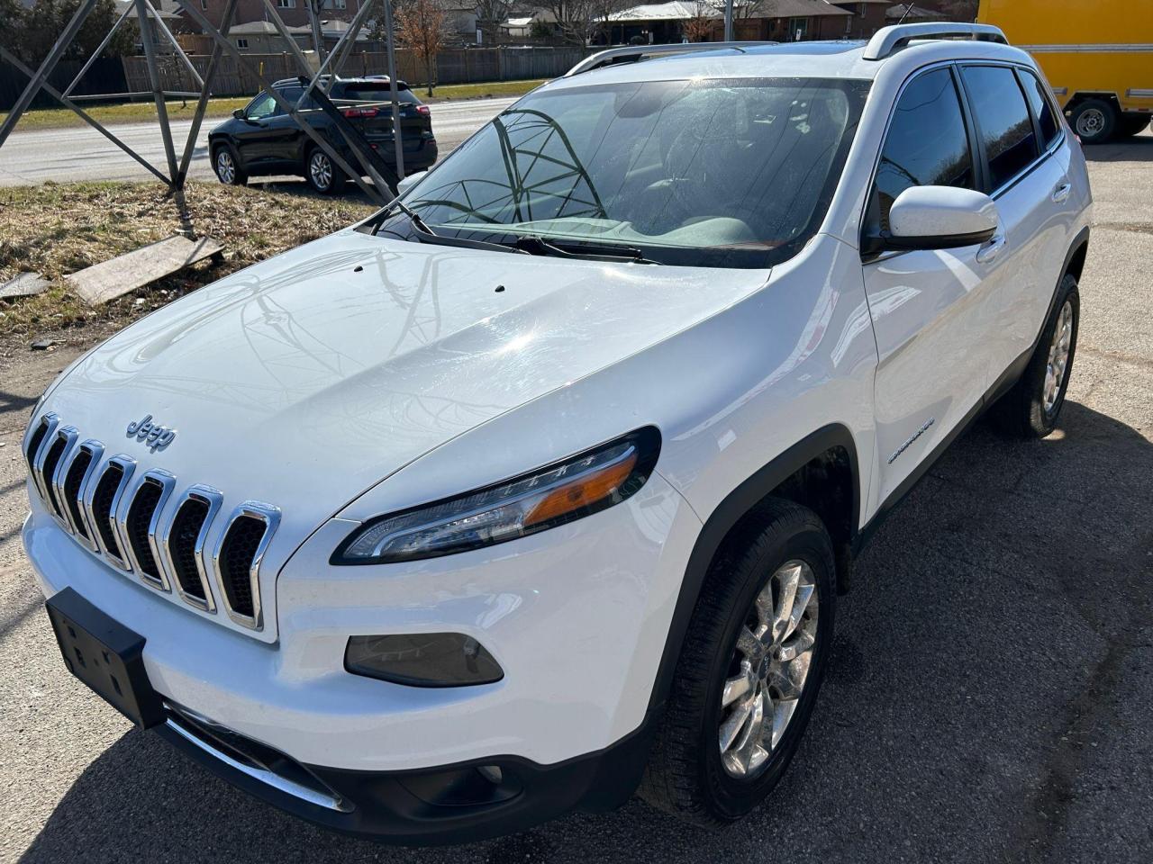 2015 Jeep Cherokee LIMITED 4WD 4dr - Photo #4
