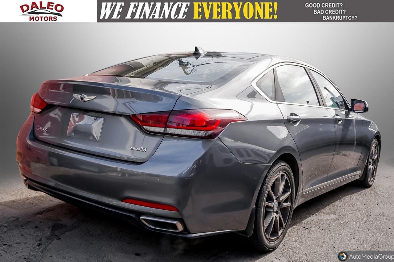 2016 Hyundai Genesis 4 dr / B. CAM / H. SEATS / NAV / LTHR / S.ROOF Photo29