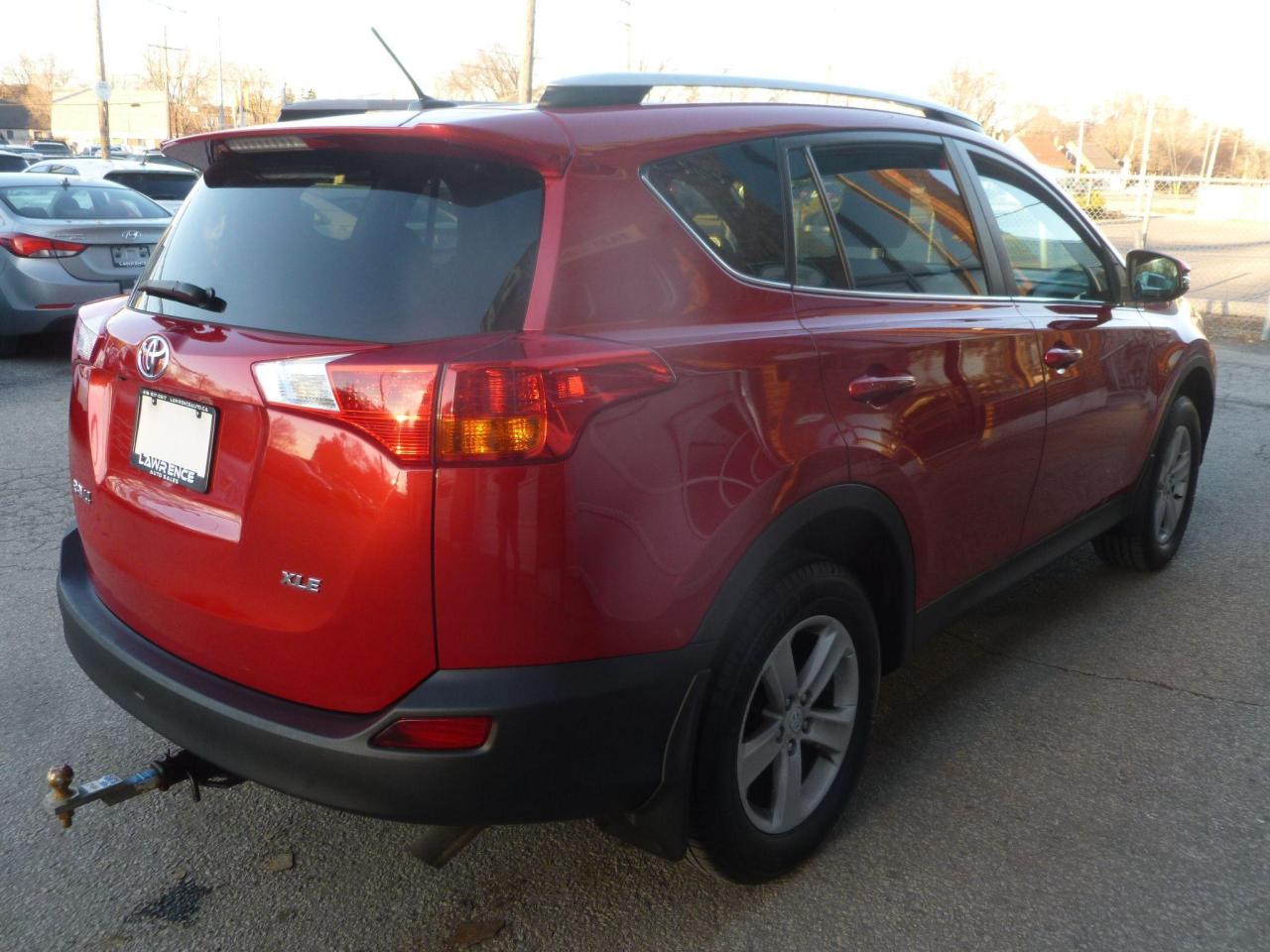 2014 Toyota RAV4  Photo4