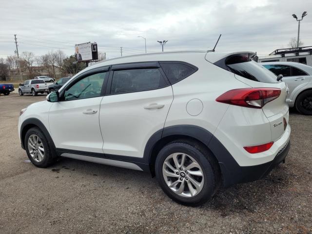 2017 Hyundai Tucson SE w/Preferred Package Photo8