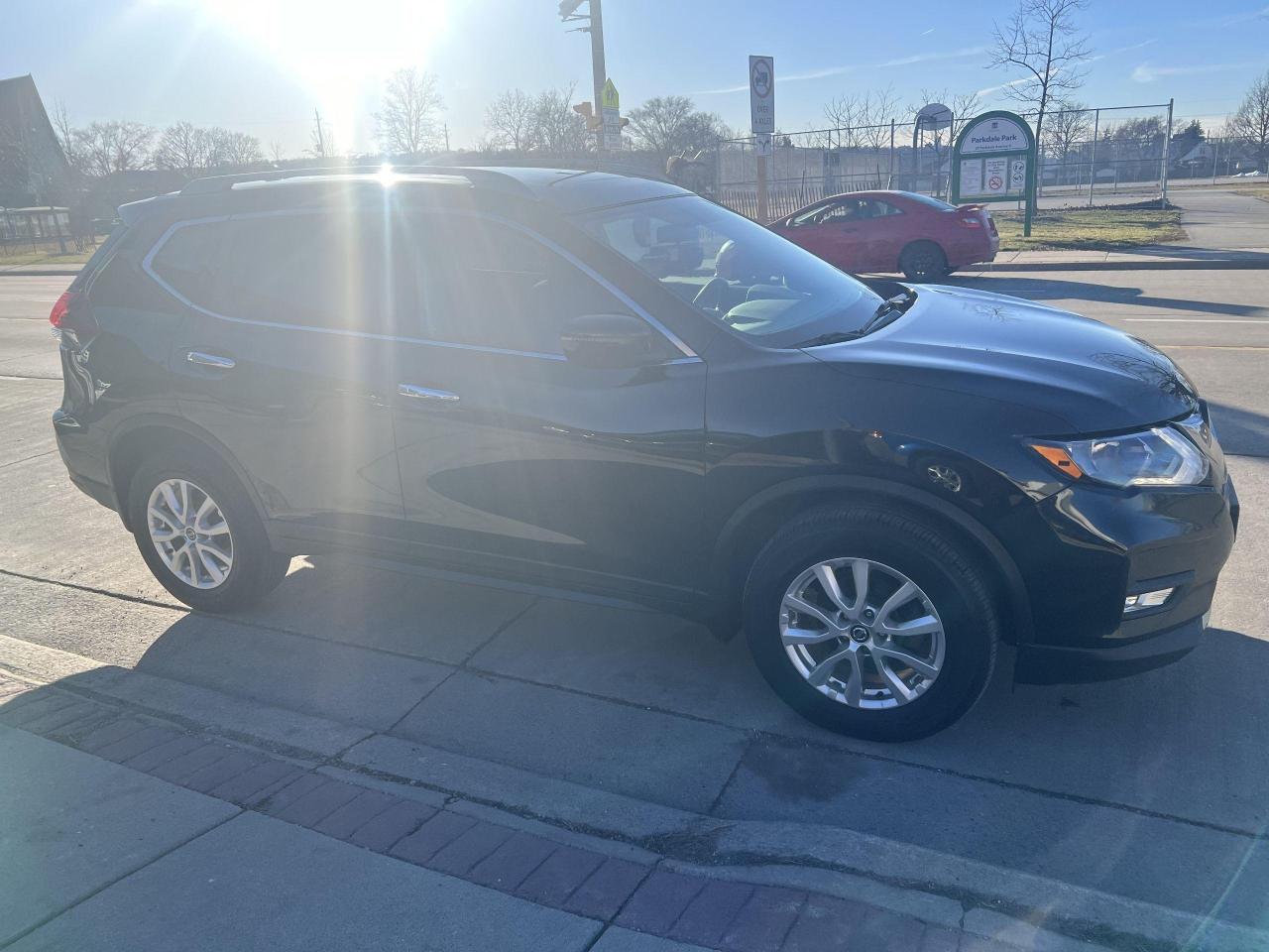 2018 Nissan Rogue AWD SV - Photo #7