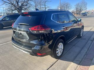 2018 Nissan Rogue AWD SV - Photo #8