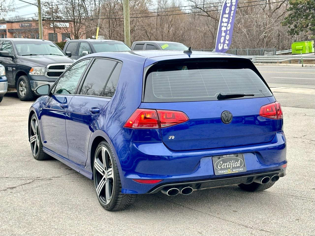 2016 Volkswagen Golf R  Photo3