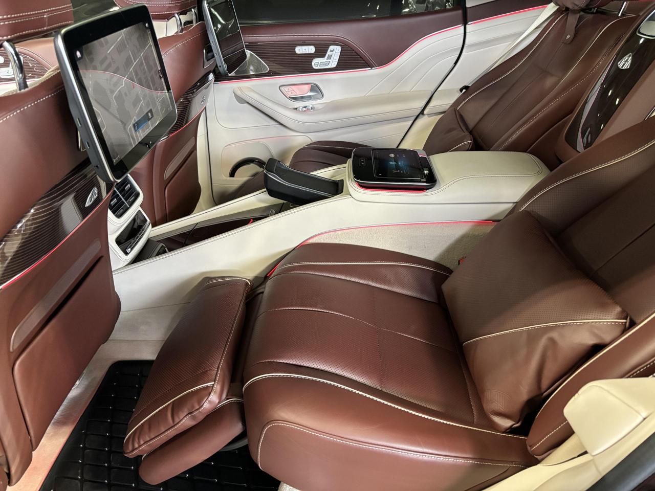 2023 Mercedes-Benz GLS Maybach GLS 600|NO LUX TAX|LOADED|RECLINE|BOUNCING - Photo #19