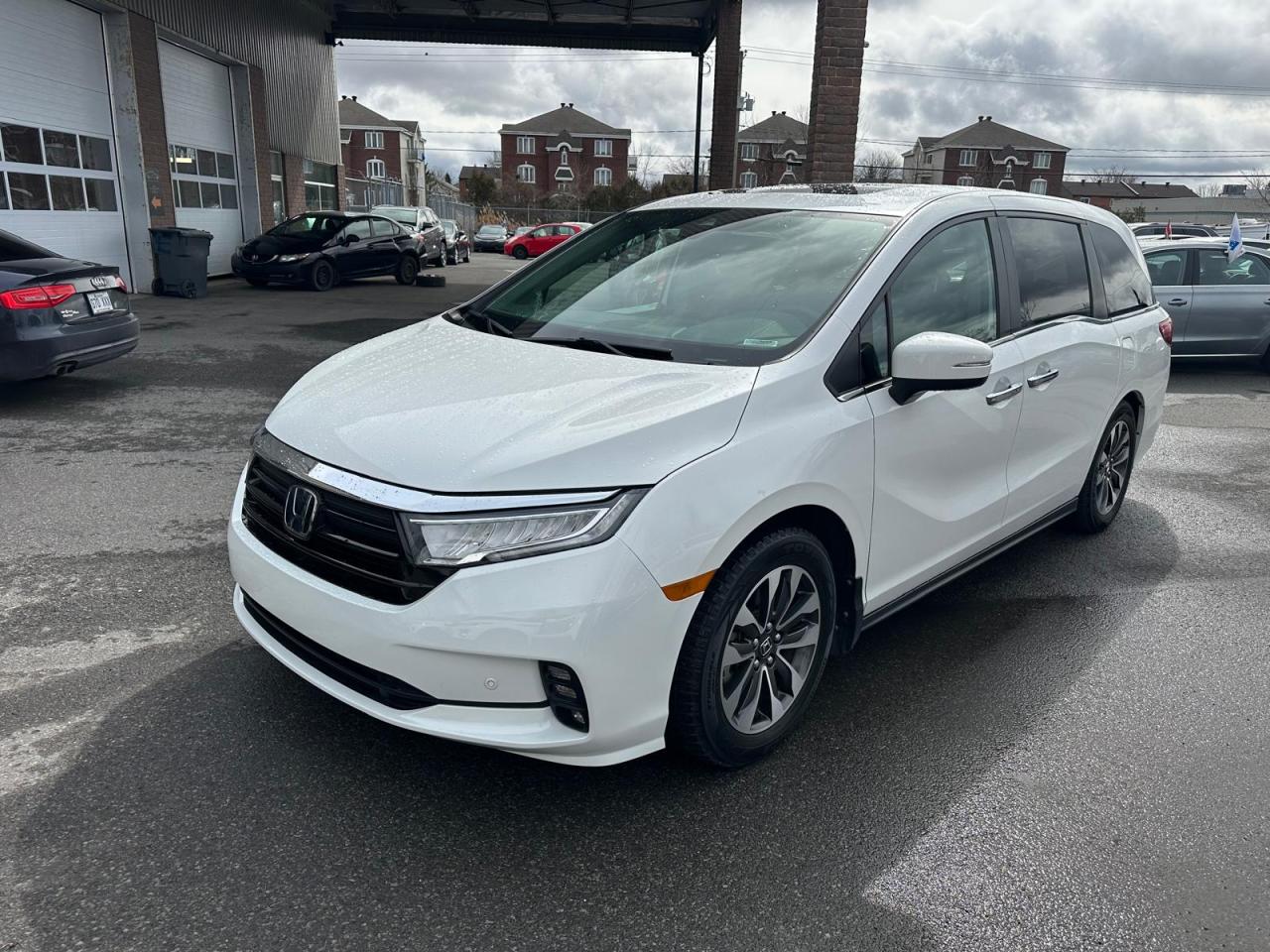 2021 Honda Odyssey  - Photo #8