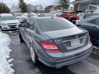 2009 Mercedes-Benz C-Class C300 4MATIC *AWD, SUNROOF, HEATED SEATS, SAFETY* - Photo #6