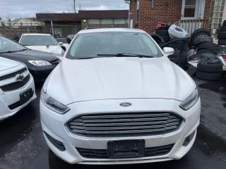 2013 Ford Fusion SE *NAV, BACKUP CAM, SAFETY, 1Y WARRANTY ENG&TRAN* - Photo #2