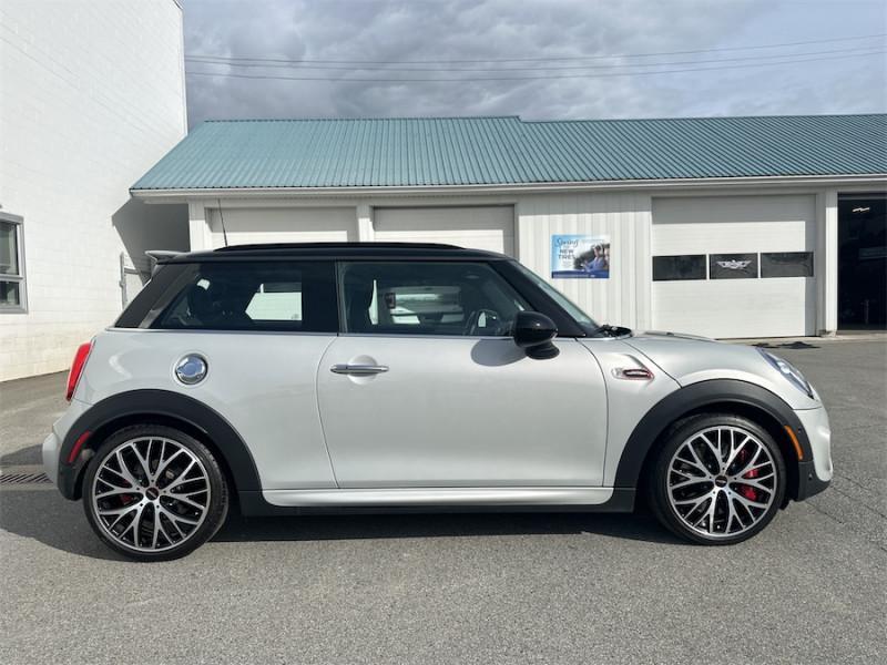 2019 MINI 3 Door John Cooper Works  - Sports Seats Photo5