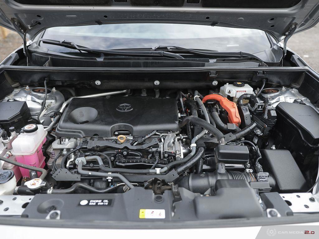 2019 Toyota RAV4 Hybrid XLE - Photo #8