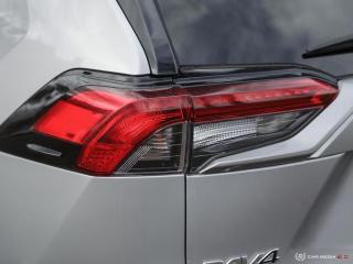 2019 Toyota RAV4 Hybrid XLE - Photo #12