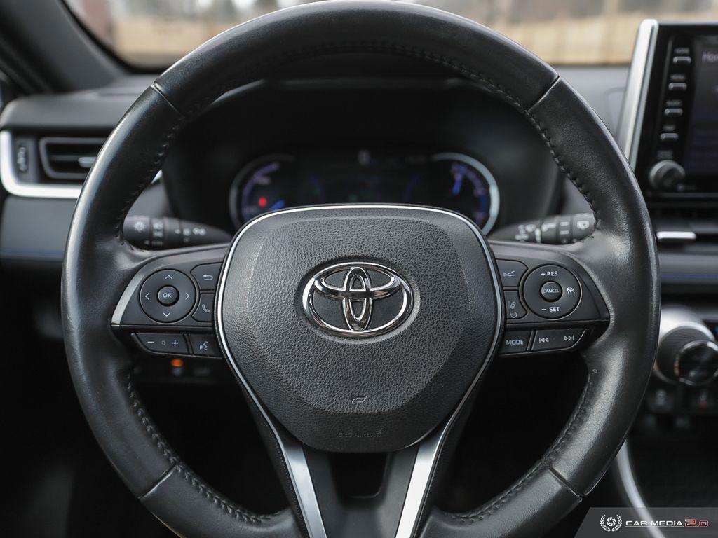 2019 Toyota RAV4 Hybrid XLE - Photo #14