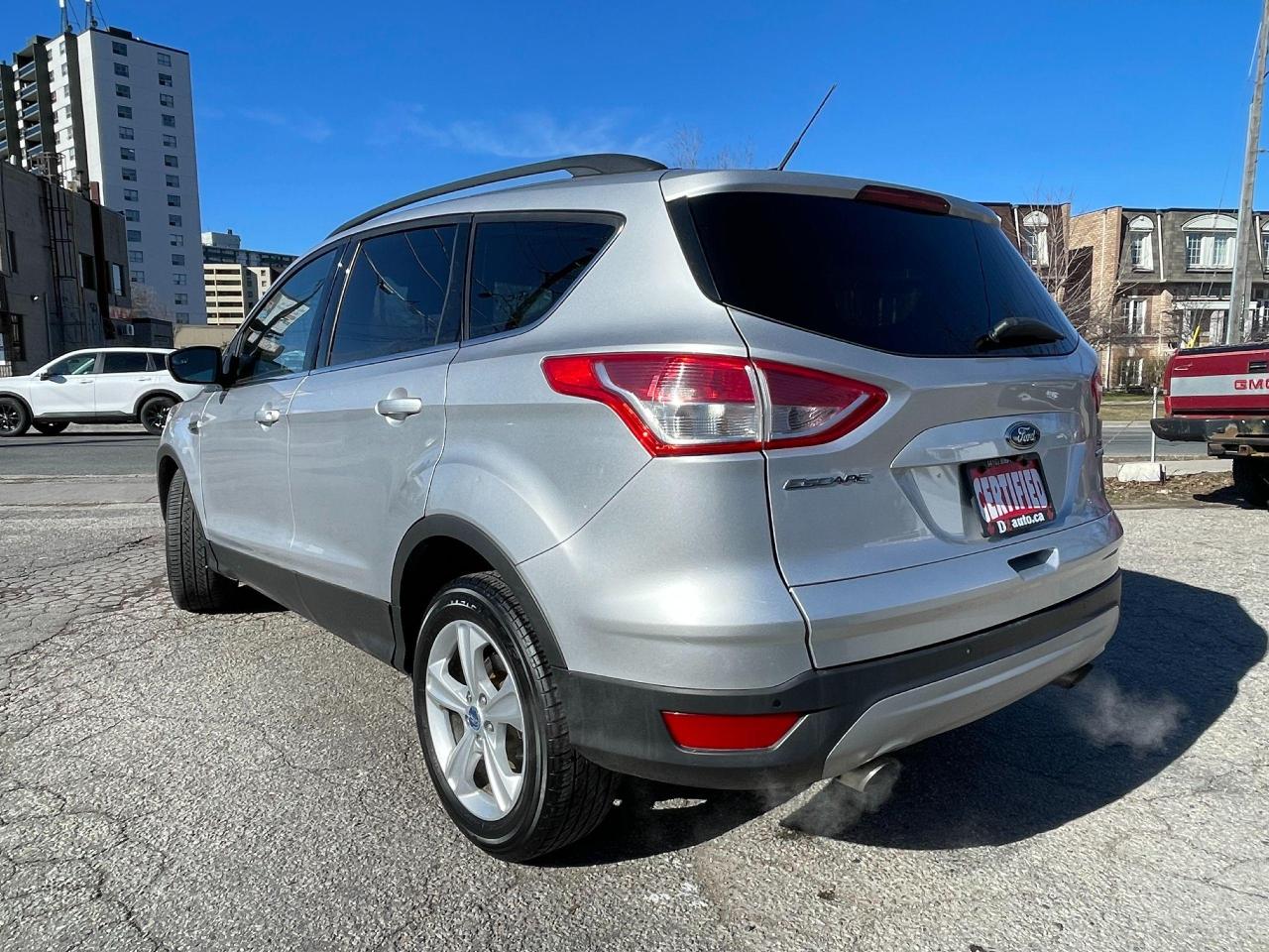 2015 Ford Escape SE/GAS SAVER/4WD/NO ACCIDENT/PWR SEATES/CERTIFIED. - Photo #3