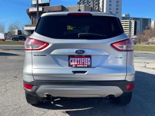 2015 Ford Escape SE/GAS SAVER/4WD/NO ACCIDENT/PWR SEATES/CERTIFIED. - Photo #4
