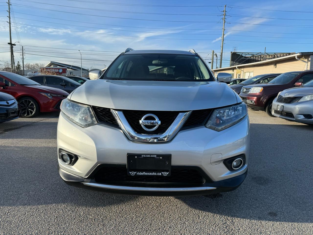 2014 Nissan Rogue SV - Photo #2