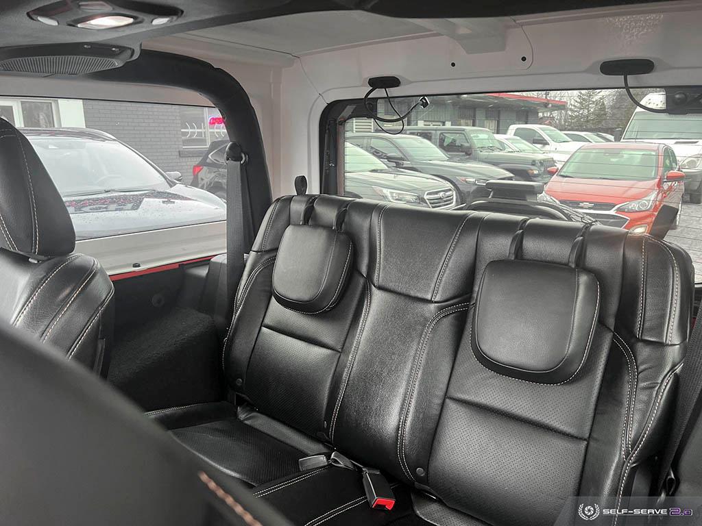 2018 Jeep Wrangler SPORT S / LEATHER / HTD SEATS / REVERSE CAM - Photo #19
