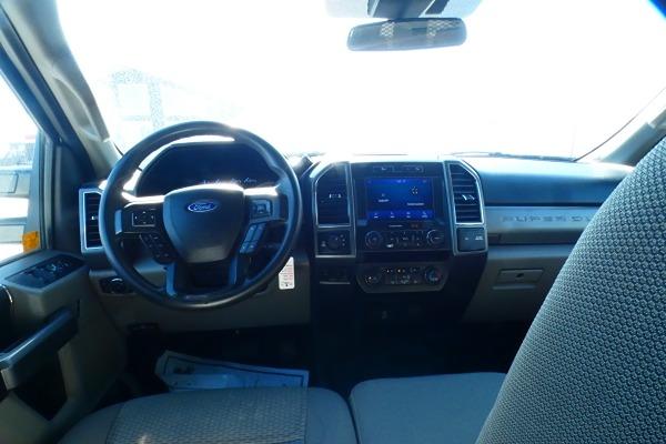 2021 Ford F-350 XLT DECK TRUCK w/Power cloth seats - Photo #11
