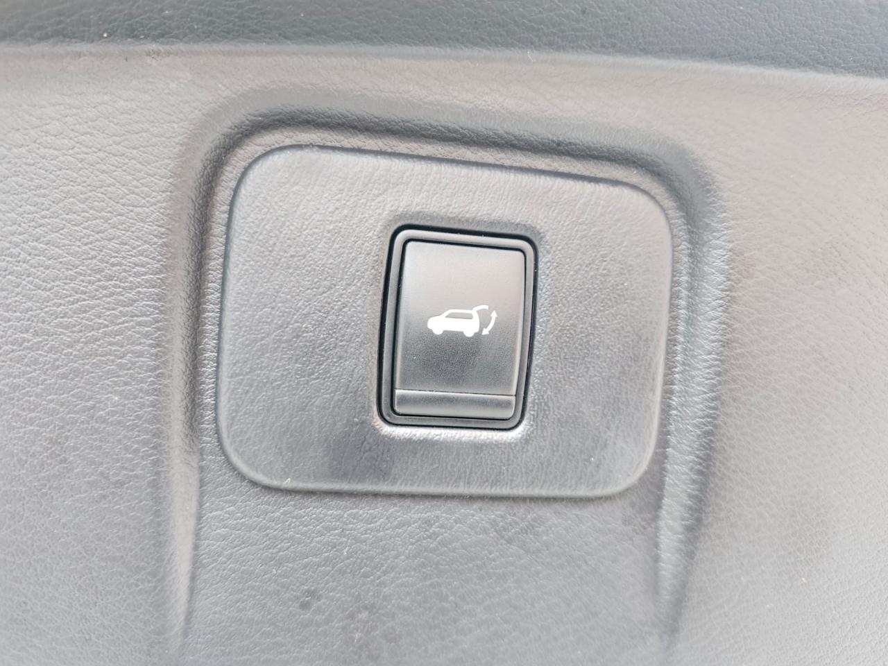 2016 Nissan Murano SL Photo