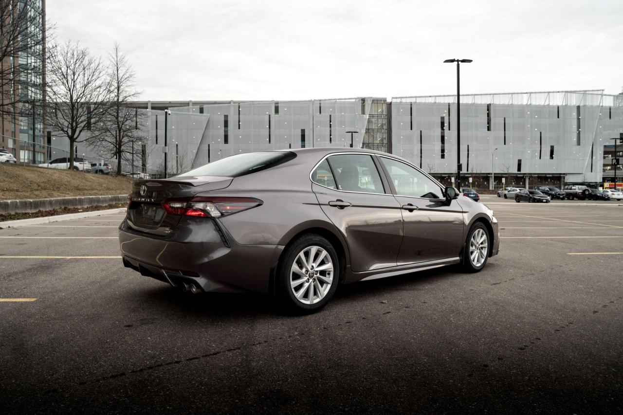 2021 Toyota Camry SE Auto AWD | NO ACCIDENTS | CLEAN CARFAX | - Photo #4