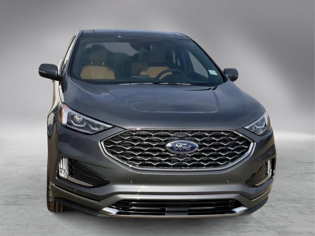 2024 Ford Edge Titanium 301A Photo5