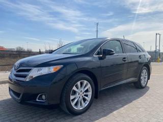 2014 Toyota Venza 4dr Wgn AWD*XLE*PANO ROOF*CAMERA* - Photo #2