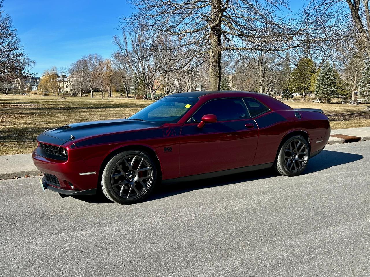 2017 Dodge Challenger 2dr Coupe R/T Blacktop with T/A Package - Photo #42