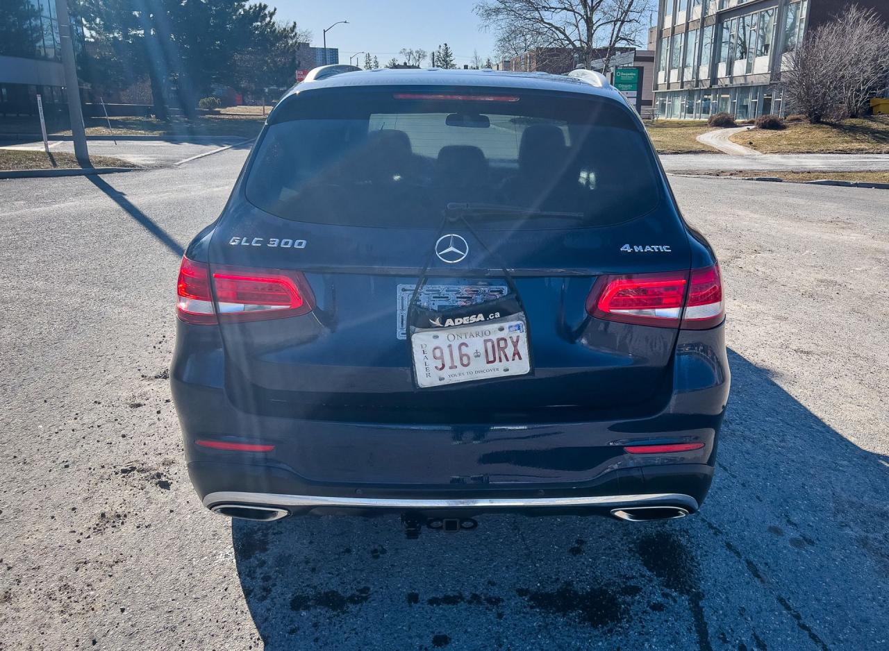 2016 Mercedes-Benz GL-Class GLC300 4MATIC 2016 Mercedes GLC 300 AWD, Easy Financing, Fast Approvals - Photo #4