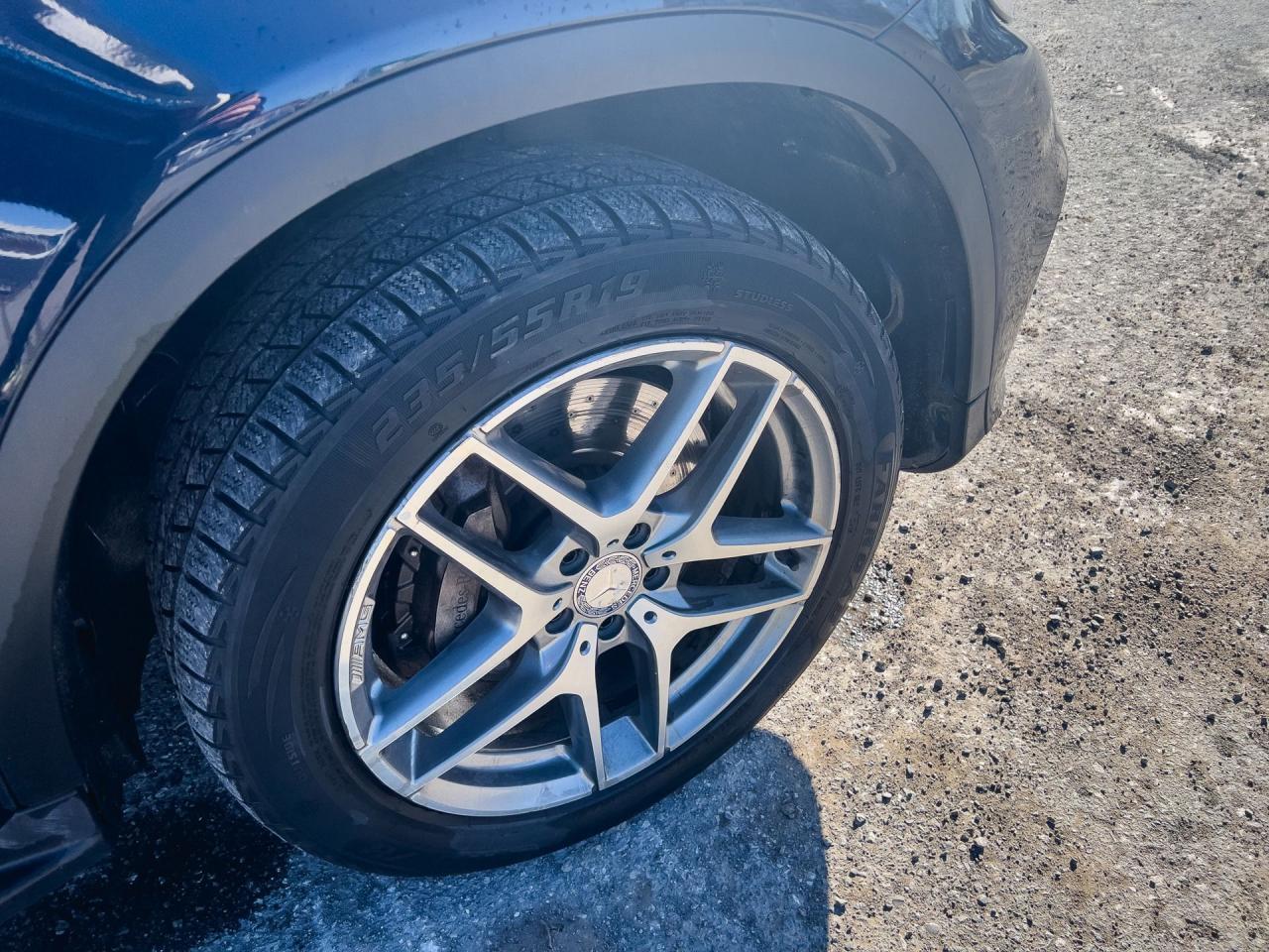 2016 Mercedes-Benz GL-Class GLC300 4MATIC 2016 Mercedes GLC 300 AWD, Easy Financing, Fast Approvals - Photo #7