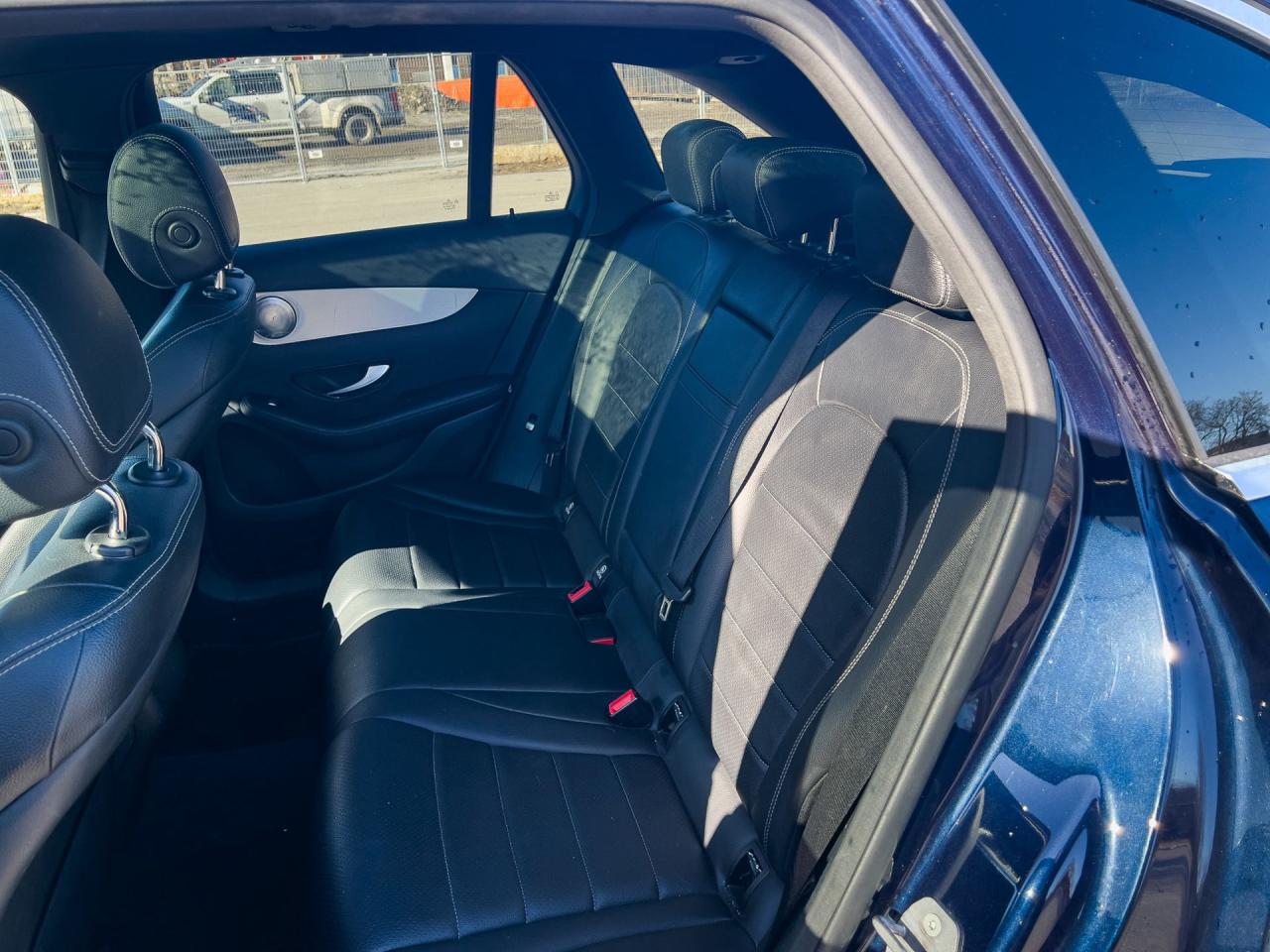 2016 Mercedes-Benz GL-Class GLC300 4MATIC 2016 Mercedes GLC 300 AWD, Easy Financing, Fast Approvals - Photo #19