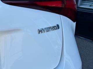2022 Toyota Prius AWD-e HYBRID - Photo #11