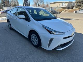 2022 Toyota Prius AWD-e HYBRID - Photo #26