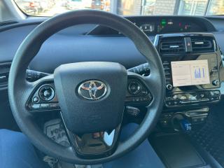 2022 Toyota Prius AWD-e HYBRID - Photo #17