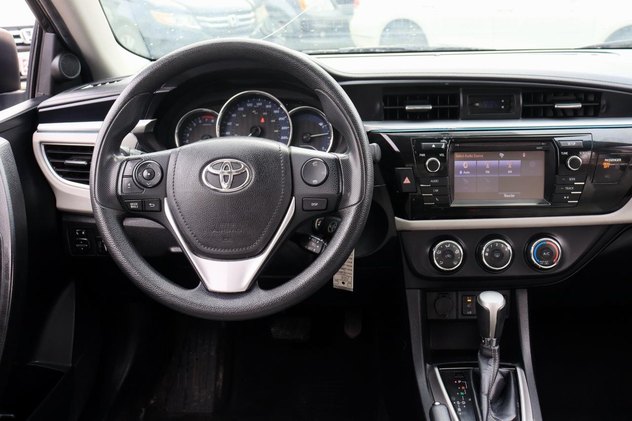 2016 Toyota Corolla LE | Auto | Reverse Cam | Bluetooth | Alloys ++ Photo27