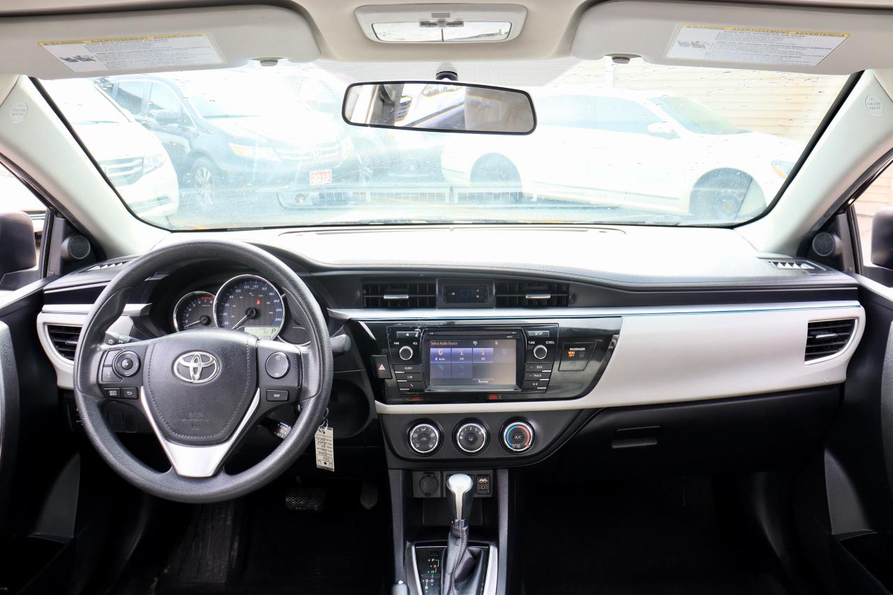 2016 Toyota Corolla LE | Auto | Reverse Cam | Bluetooth | Alloys ++ Photo26