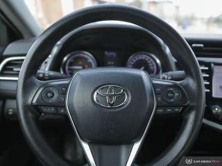 2018 Toyota Camry HYBRID LE - Photo #13
