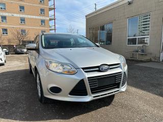 Used 2014 Ford Focus 5DR HB SE for sale in Waterloo, ON