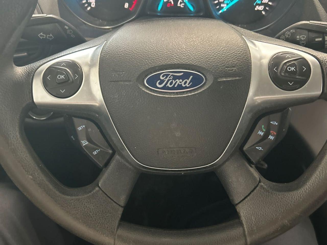 2014 Ford Escape SE - Photo #6