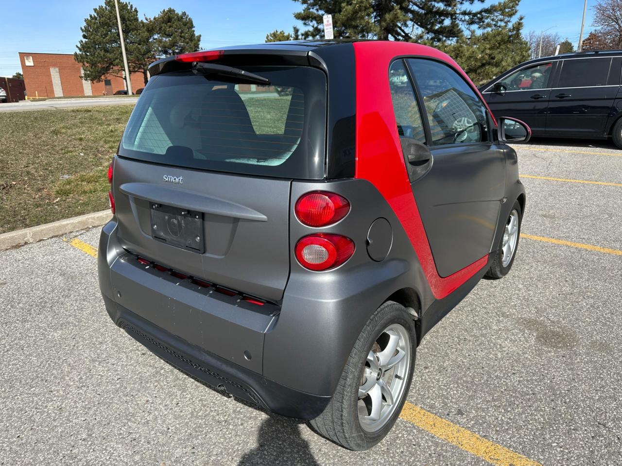 2014 Smart fortwo 2dr Cpe Pure - Photo #9