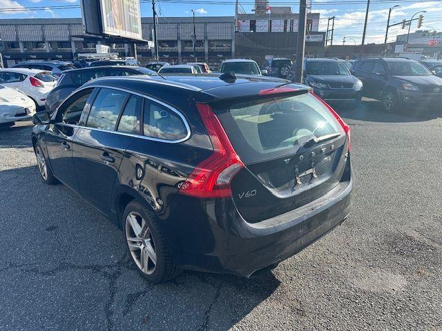 2015 Volvo V60 T5 Premier Plus - Photo #8