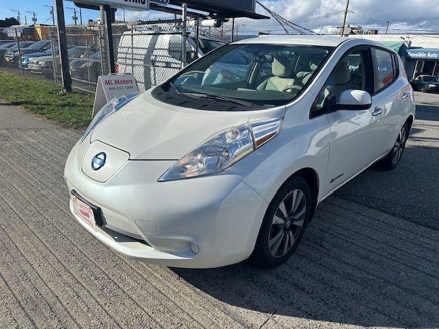 2015 Nissan Leaf SV - Photo #3