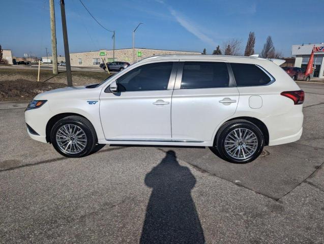 2020 Mitsubishi Outlander Phev LE