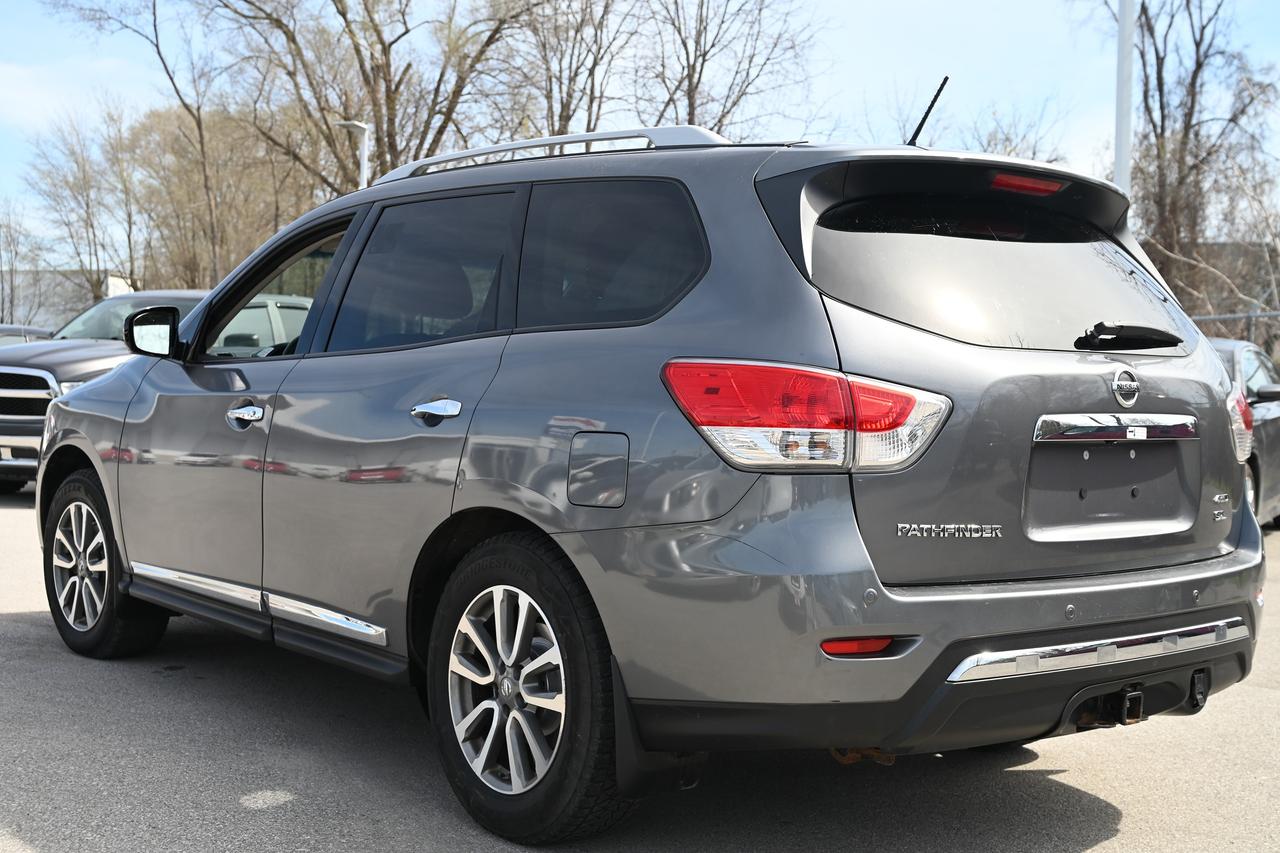 2016 Nissan Pathfinder SL Photo