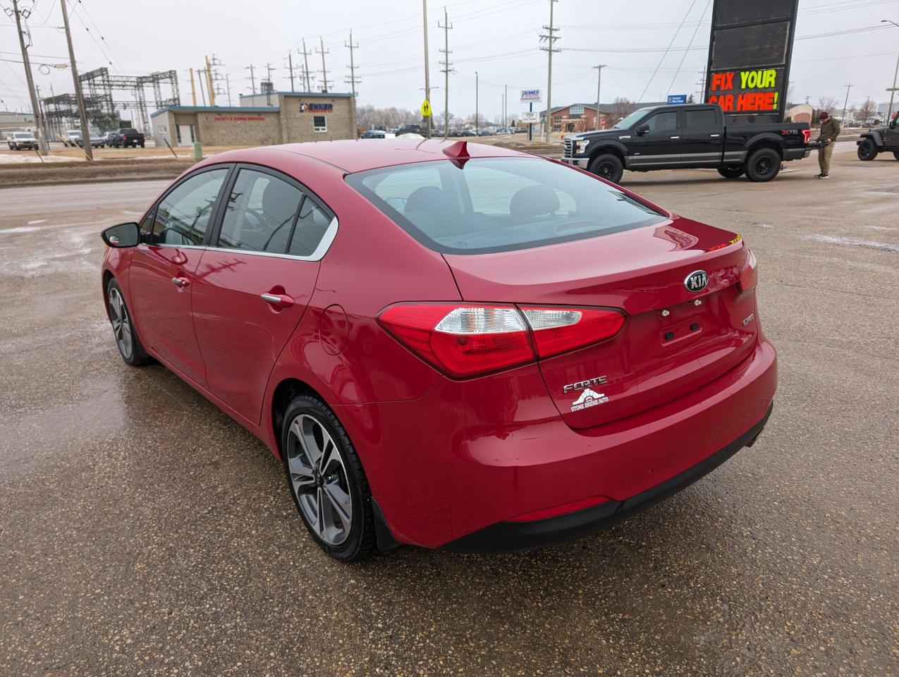 2016 Kia Forte  - Photo #5