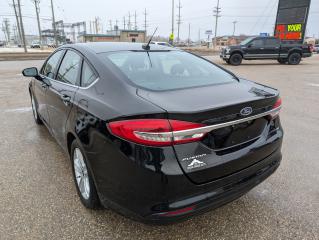 2018 Ford Fusion SE - Photo #2